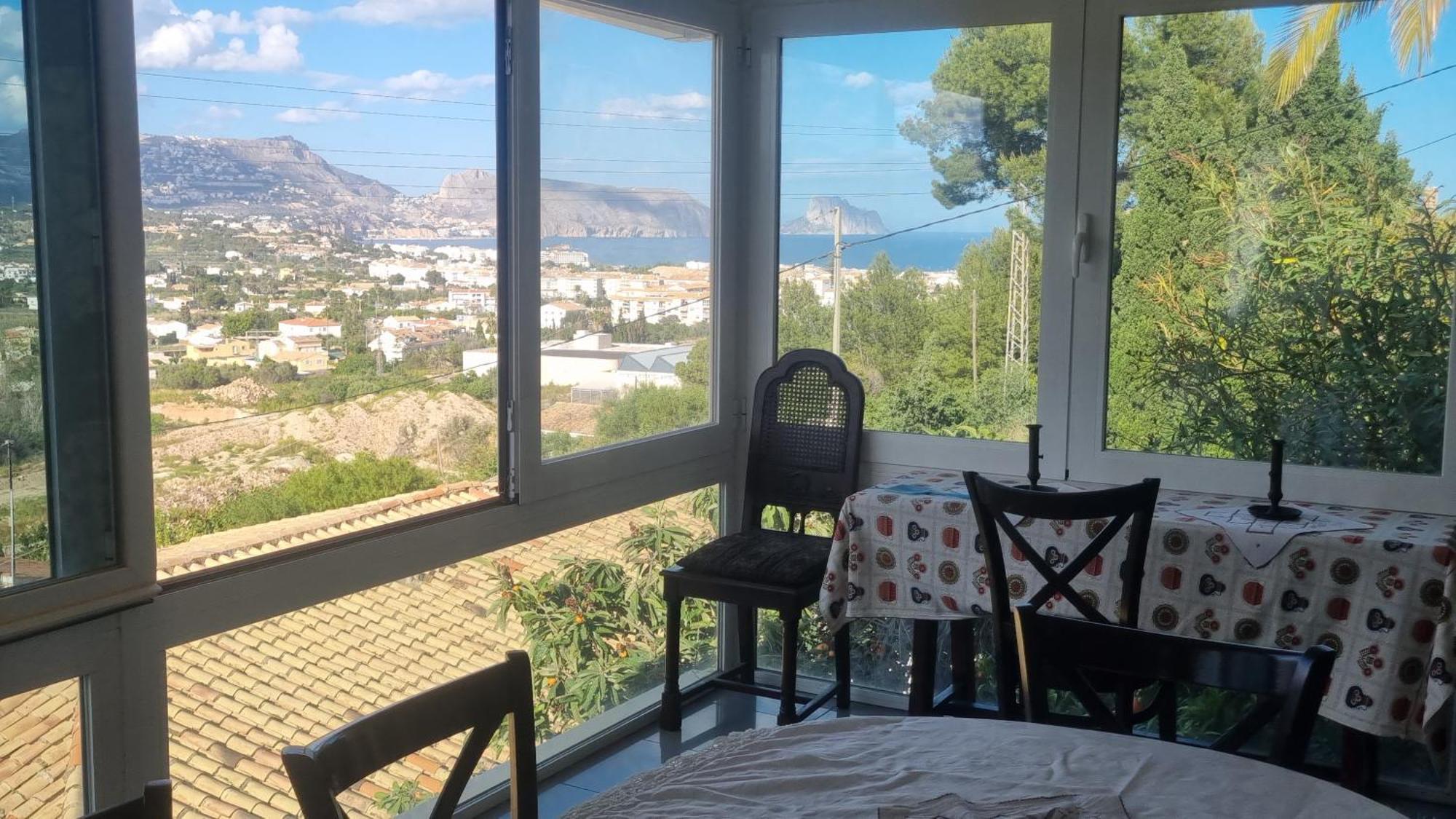 Haus Mit Pool Und Meerblick Альтеа Экстерьер фото